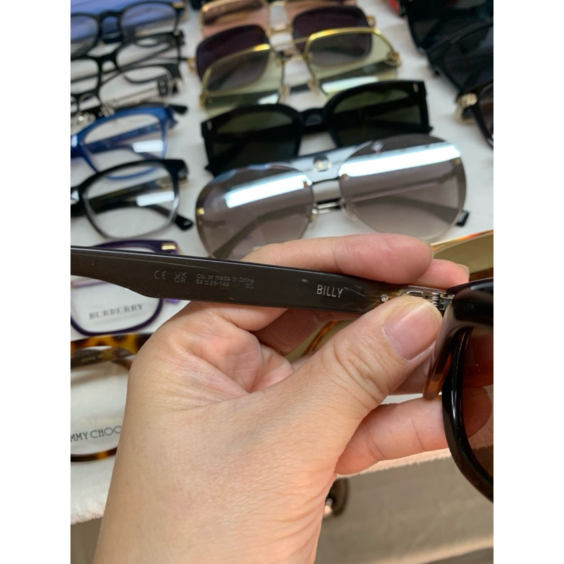 Kính si siêu phẩm 55