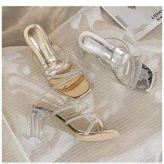 GUỐC CAO GÓT 3 DÂY ĐÁ ÊM MỀM GÓT TRONG CAO 7P