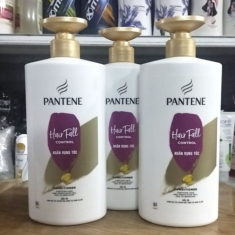 Dầu xả Pantene 650ml dưỡng chất ngăn rụng tóc.