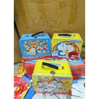 HỘP BÁNH QUẾ DORAEMON DOREMON