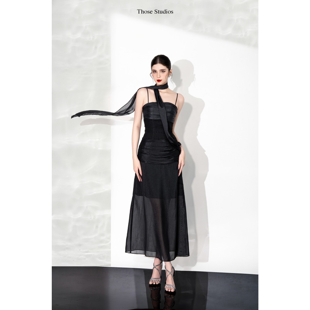 Those Studios Đầm đen hai dây dáng dài sang trọng , quyến rũ Ladies Dress