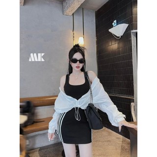 Đầm ba lỗ ôm body phối áo kháoc dù dài tay cá tính