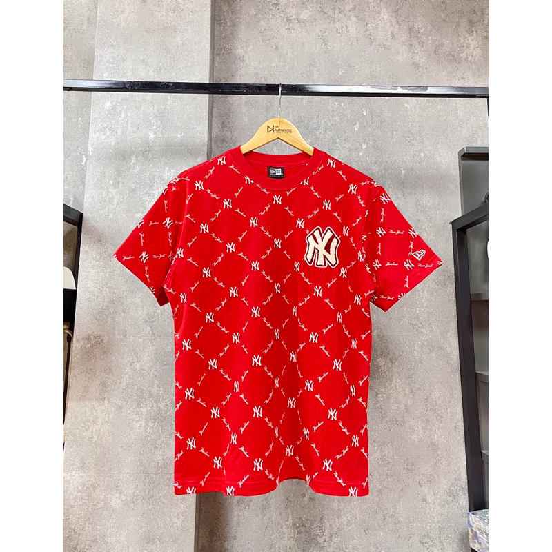 (CHÍNH HÃNG) Áo New Era monogram đỏ