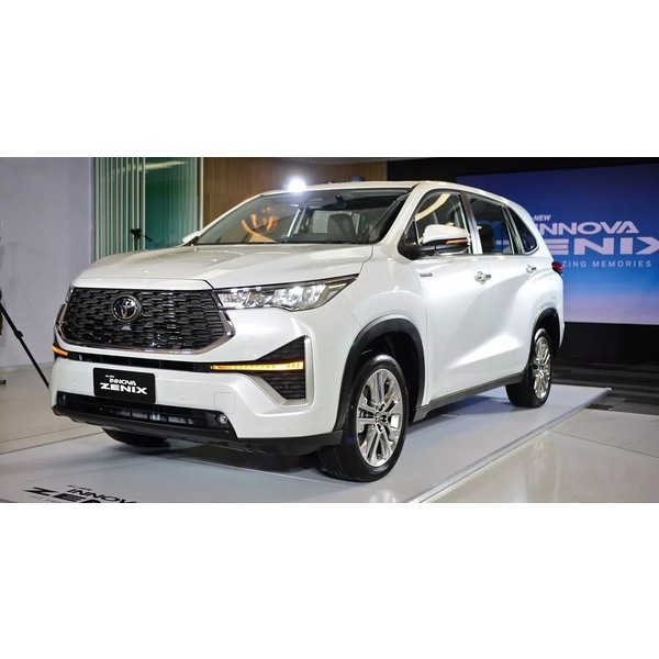 Nẹp chân kính, nẹp cong kính Innova 2023 All new