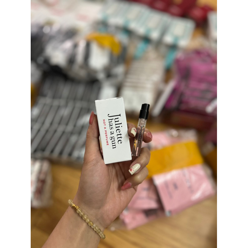 Sample nước hoa các loại