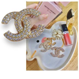Tag cài dự tiệc