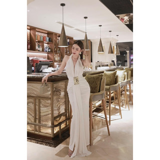 Váy yếm body hở lưng 𝐀𝐒𝐇𝐘𝐋𝐄𝐘