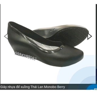 Giầy nhựa Thái Lan Monobo - Berry đế cao màu như hình (FREE SHIP )