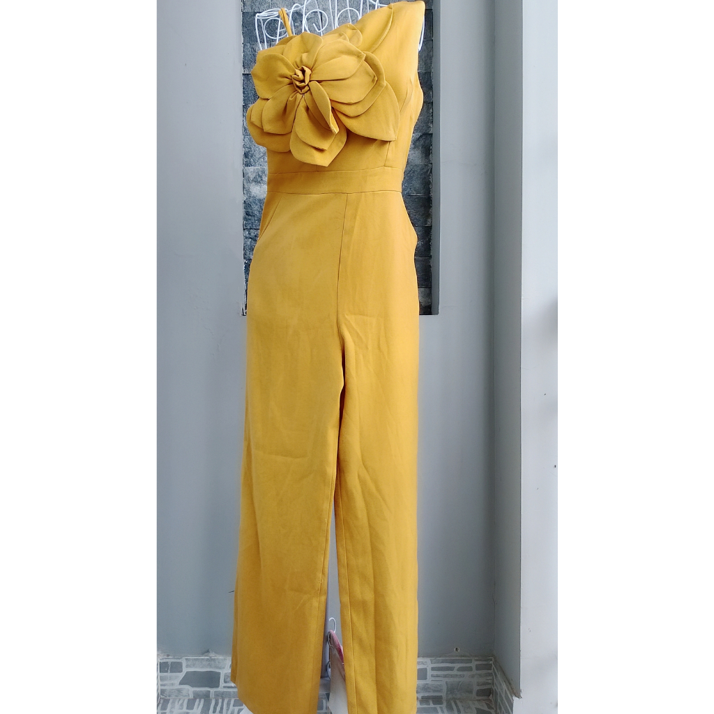 🍒 Jumpsuit nữ thun dài ống suông lệch vai đính hoa to màu vàng