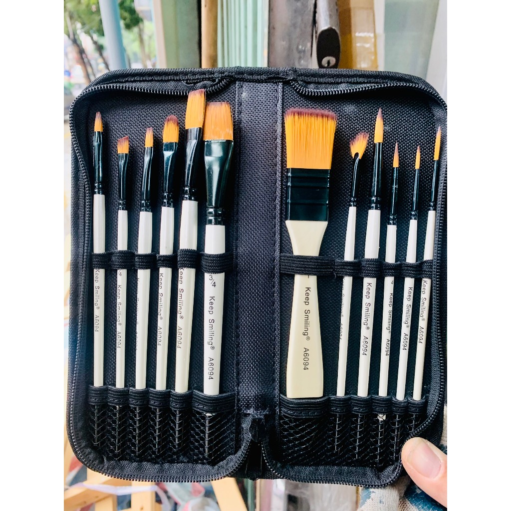 Bộ cọ vẽ Acrylic Mont Marte