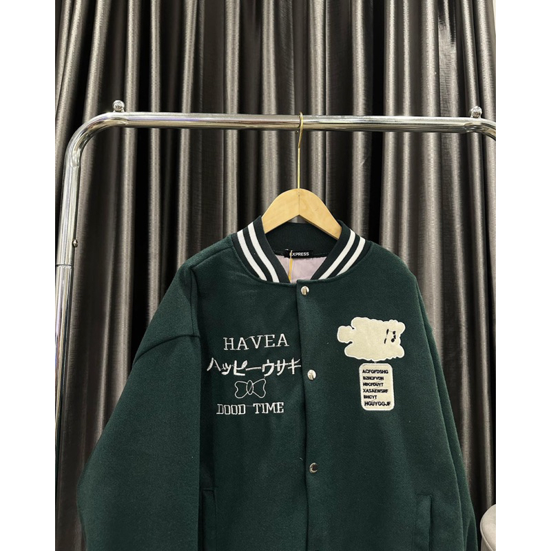 ÁO KHOÁC BOMBER THÊU NỔI LÔNG TAY DA CÚC BẤM FORM UNISEX