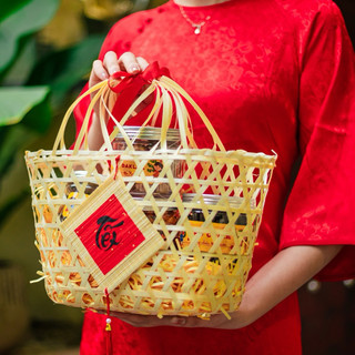 Giỏ quà mây tre đan đựng quà tết
