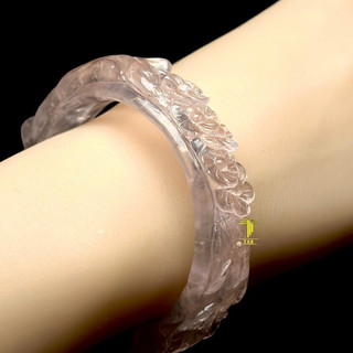 Vòng tay thạch anh hồng chạm hoa mai. thạch anh tự nhiên