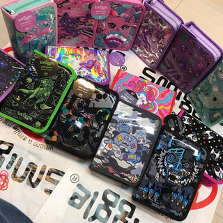 Hộp bút Smiggle cao cấp ( kèm bút)