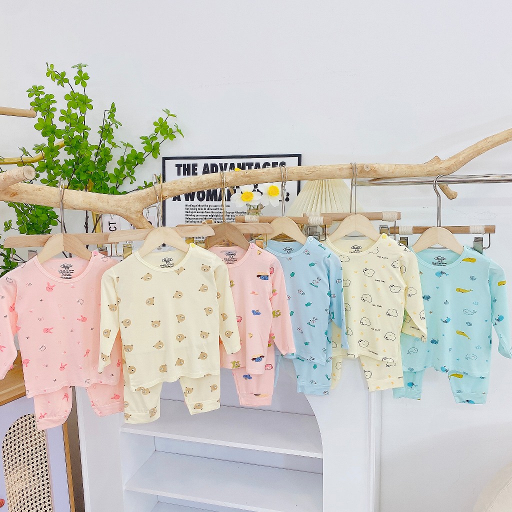 Bộ Dài Tay Thun Lạnh Ava Cúc Vai Nền Mầu Họa Tiết Loại Đẹp Cho Bé Trai Bé Gái
