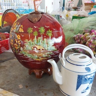 Vỏ giữ ấm bình trà trái dừa size 1000ml - Mẫu phong cảnh