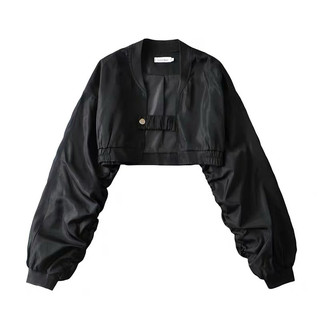 Áo khoác bomber dáng croptop