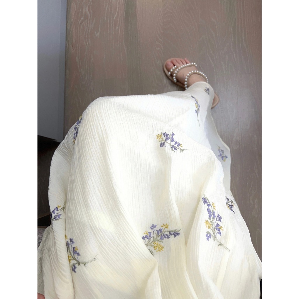 Đầm suông hoa cổ yếm dáng dài 2 lớp nữ tính | BigBuy360 - bigbuy360.vn