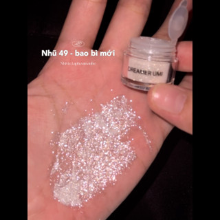 nhũ kim tuyến umi màu 49 trắng bạc không pha thêm ánh nào khối lượng 2g NHŨ DẠNG KHÔ HẠT RỜI