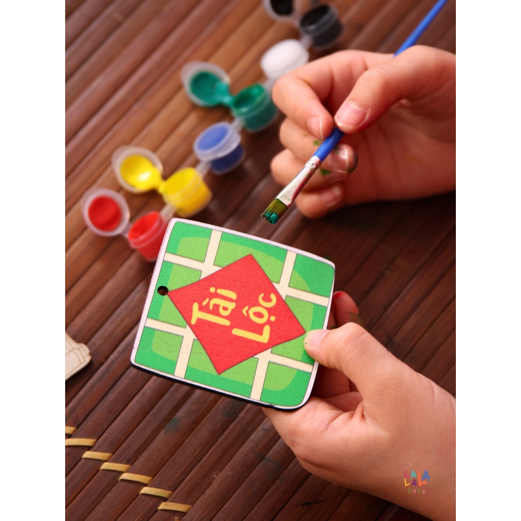 Đồ Chơi Tô Màu Gỗ - Bộ Kit DIY Tự Vẽ và Làm Đồ Trang Trí Tết - Lalala Baby