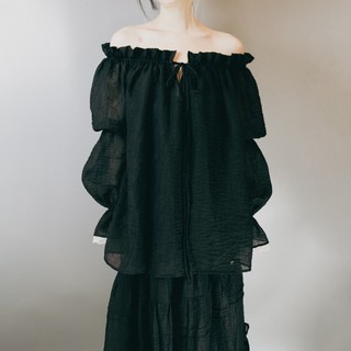 Létitia - Ebony Blouse (set bao gồm áo và chân váy)