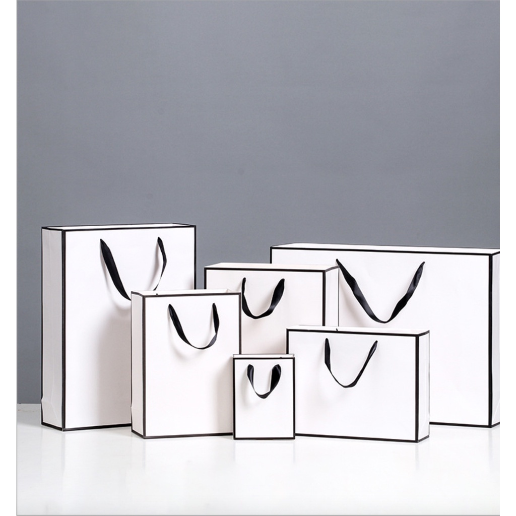 Túi giấy bìa cứng Trắng Viền Đen  (Túi Trắng Quai Đen)