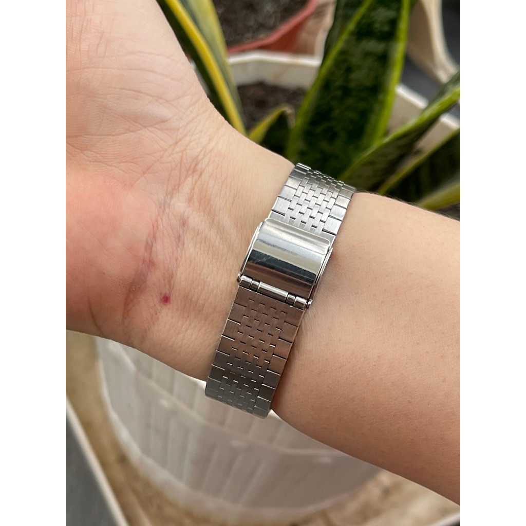 Đồng hồ nam Seiko mặt tank bầu chạy pin hàng Si