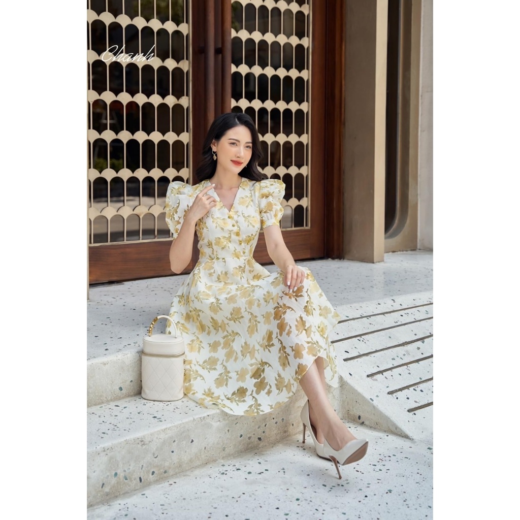 Đầm nữ nhẹ nhàng