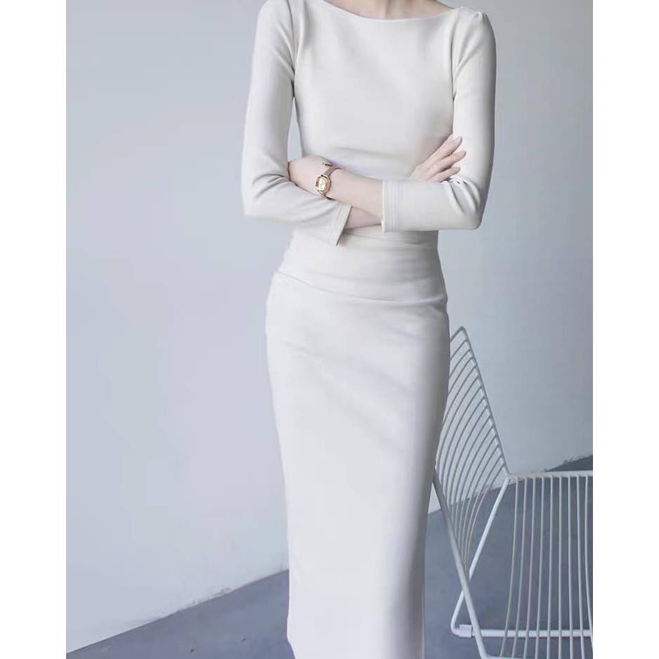 Váy xếp ly eo cổ thuyền xẻ Eclipse Clothing