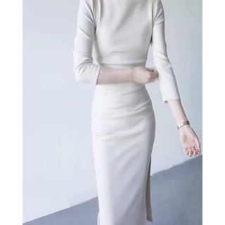 Váy xếp ly eo cổ thuyền xẻ Eclipse Clothing