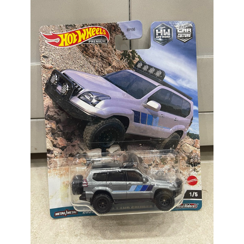 Xe mô hình đồ chơi bánh cao su Hotwheels 1:64 PREMIUM - CAR CULTURE - 2005 Toyota Land Cruiser Prado