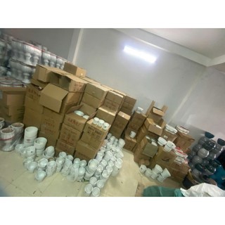 Bình sứ Bình ly cắm tầm xuân
