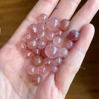 Hạt lẻ xỏ vòng đá thạch anh dâu, Charm hạt lẻ mix vòng, handmade