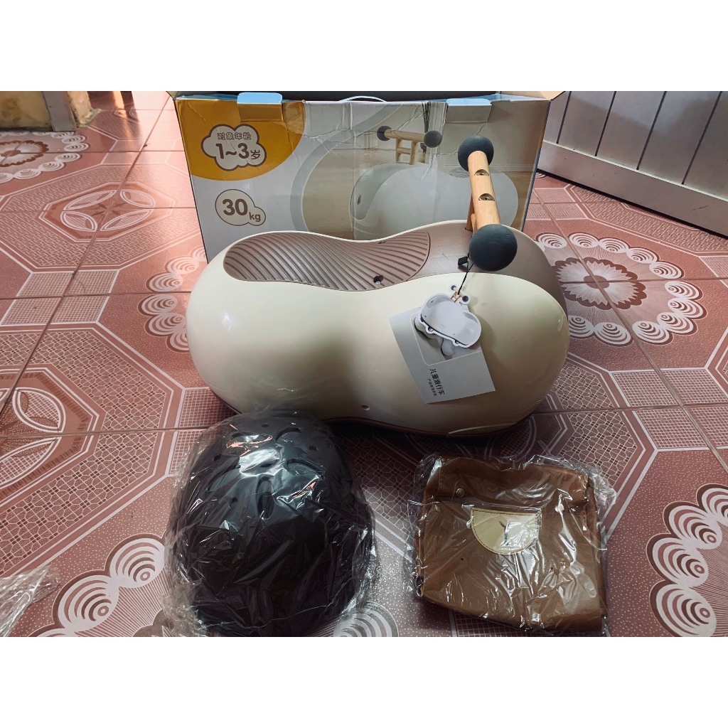 Xe chòi chân hình đậu phộng, Xe chòi chân hình hạt đỗ, Xe chòi chân hình sâu, Xe tập đi cho bé 1-3 tuổi
