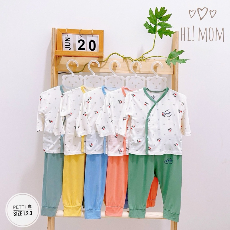 Bộ cài lệch sơ sinh petit Hi Mom