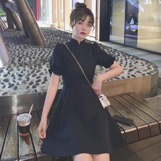 Đầm đen sườn xám dáng xòe