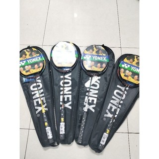 Vợt cầu lông YoNex thân Carbon căng sẵn 9-9.5 kg tặng kèm quấn cán và bao vợt