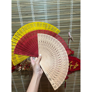 Quạt gỗ mộc trang trí