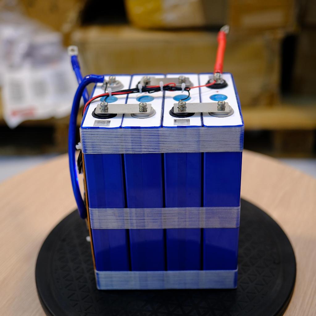 Bộ pin sắt LiFePo4 EVE 12V 4S 105Ah
