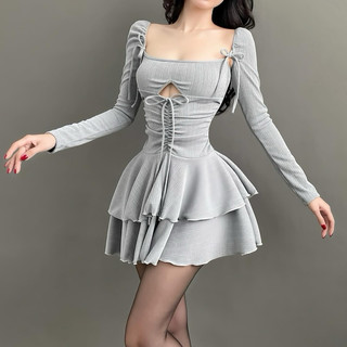Đầm tay dài dáng xoè xếp tầng cut out sang trọng