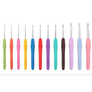 Bộ kim móc cán dẻo gồm 12 cây