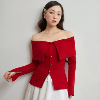 KIOBI – Áo kiểu Calla trễ vai, tay dài, gài nút, vải thun nano dày