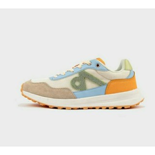 Giày sneaker thể thao