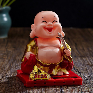 Ông địa gật đầu bằng năng lượng ánh sáng