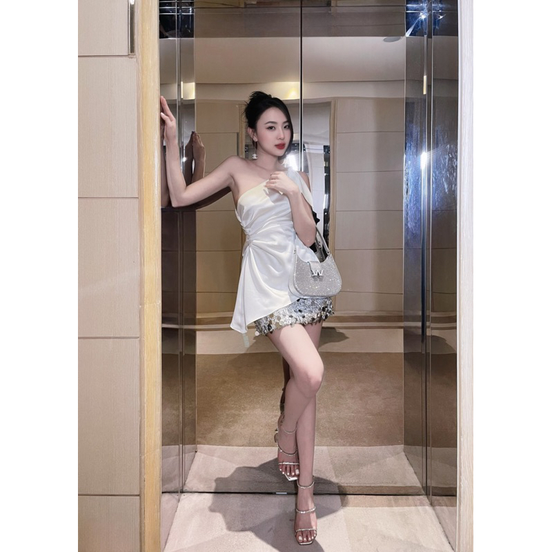➖Set áo nhún lệch vai + Chân váy kim sa