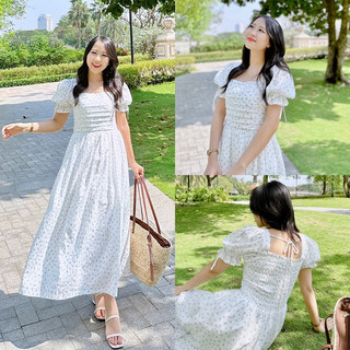 Đầm dài trắng hoa nhí xếp ly cổ vuông tay phồng - miso dress