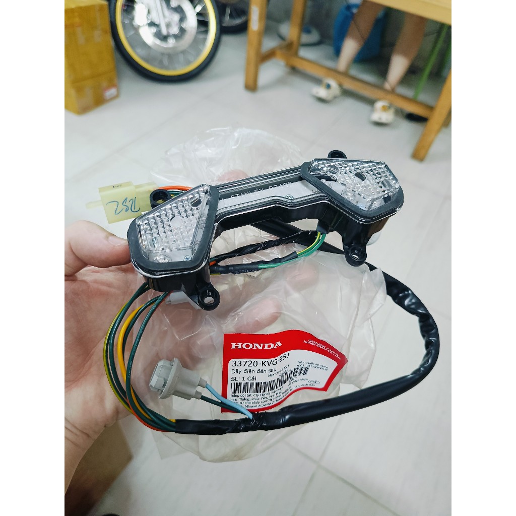 bộ dây điện đuôi đèn hậu sau ab air blade 110 2007 2008 2009 2010