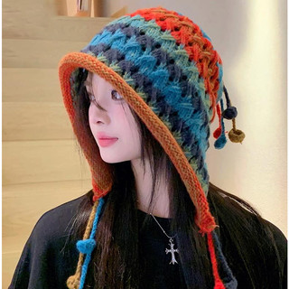 Mũ len đan tay phối màu độc đáo