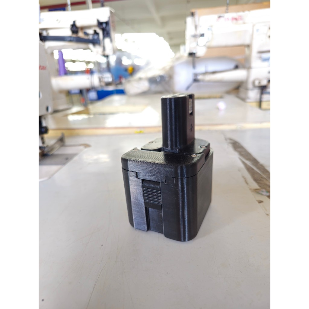 Vỏ pin Hitachi - 8 cell pin 18650