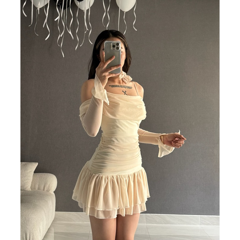 Đầm body XÒE CỔ ĐỔ lưới phối hoa cổ Loly